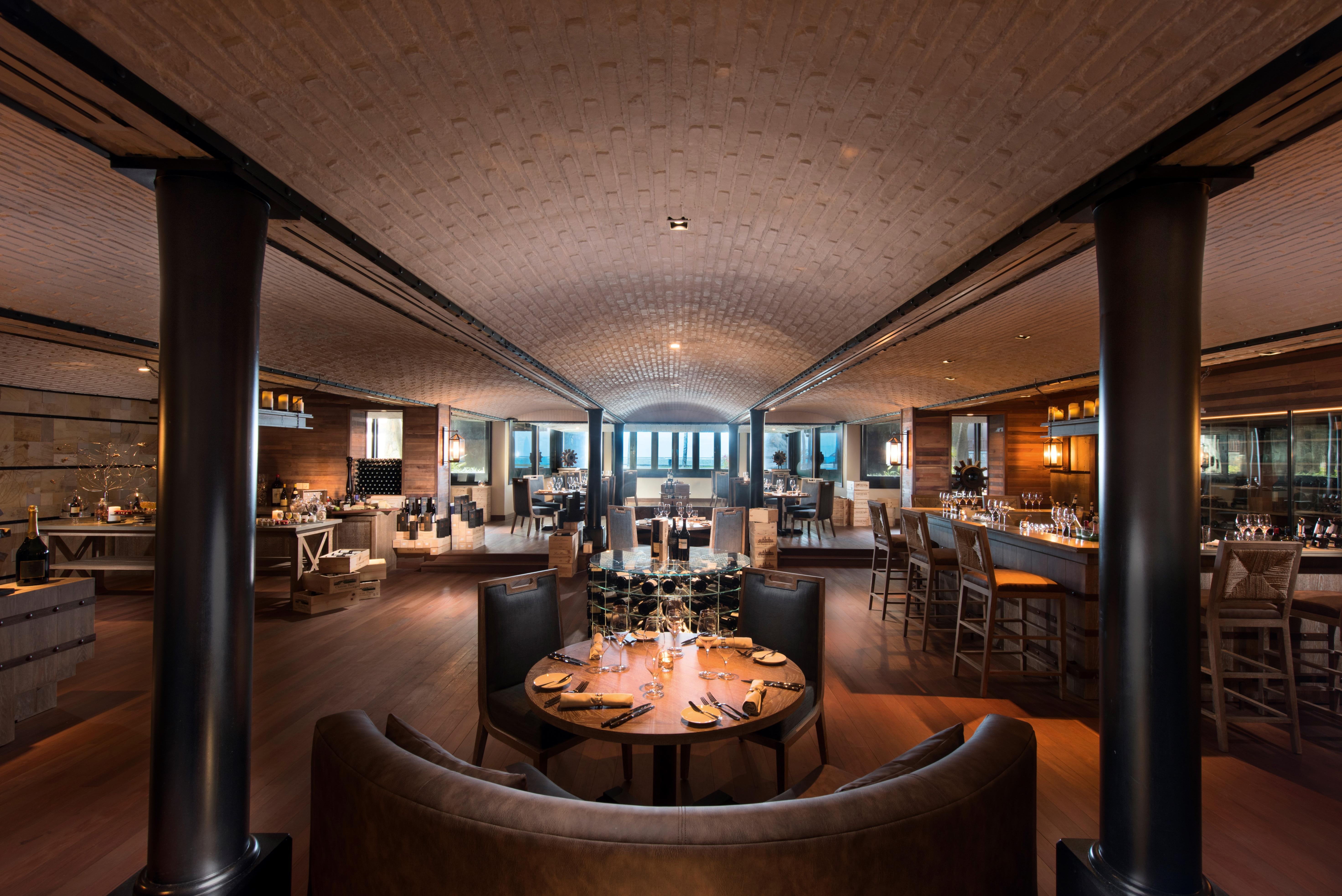 Constance Belle Mare Plage Exteriör bild The interior of the restaurant